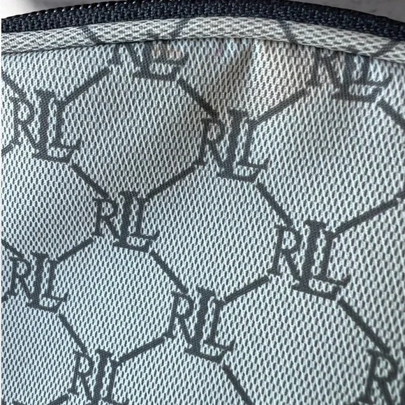 Ralph Lauren VINTAGE Monogram Cosmetic Bag - Picture 4 of 7